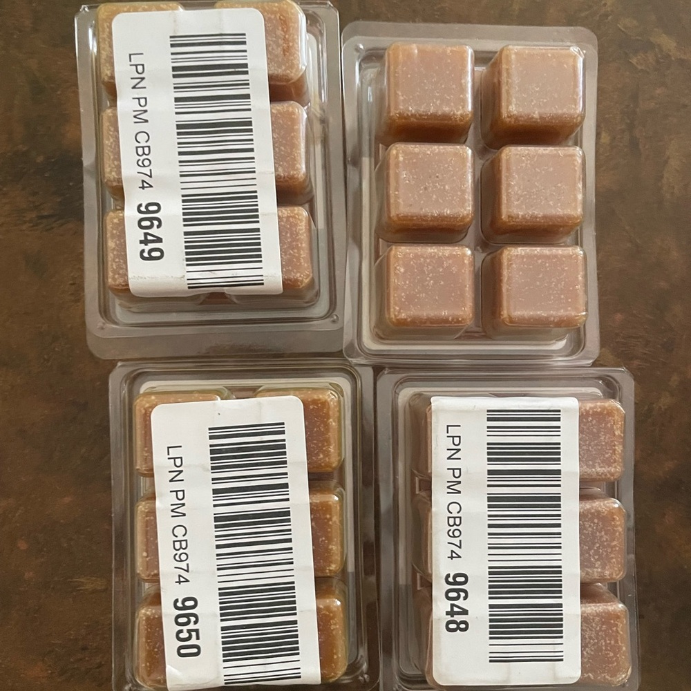 4 Pack/ Scentsationals Wax melt, Salted Caramel Buttercream - Picture 2 of 4
